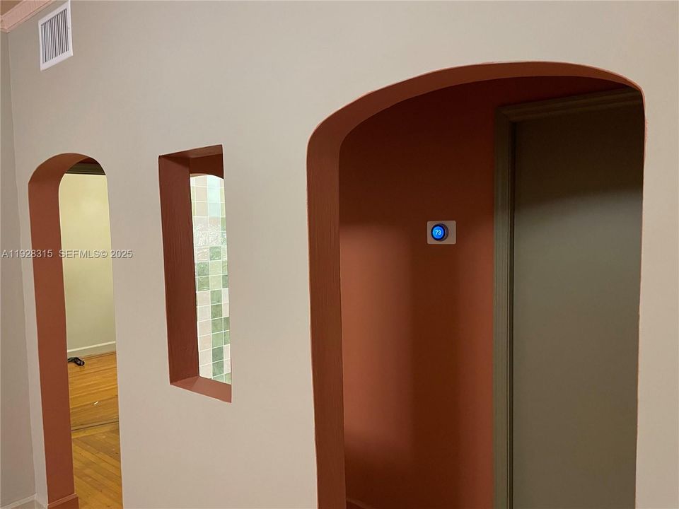 В аренду: $2,200 (1 спален, 1 ванн, 540 Квадратных фут)