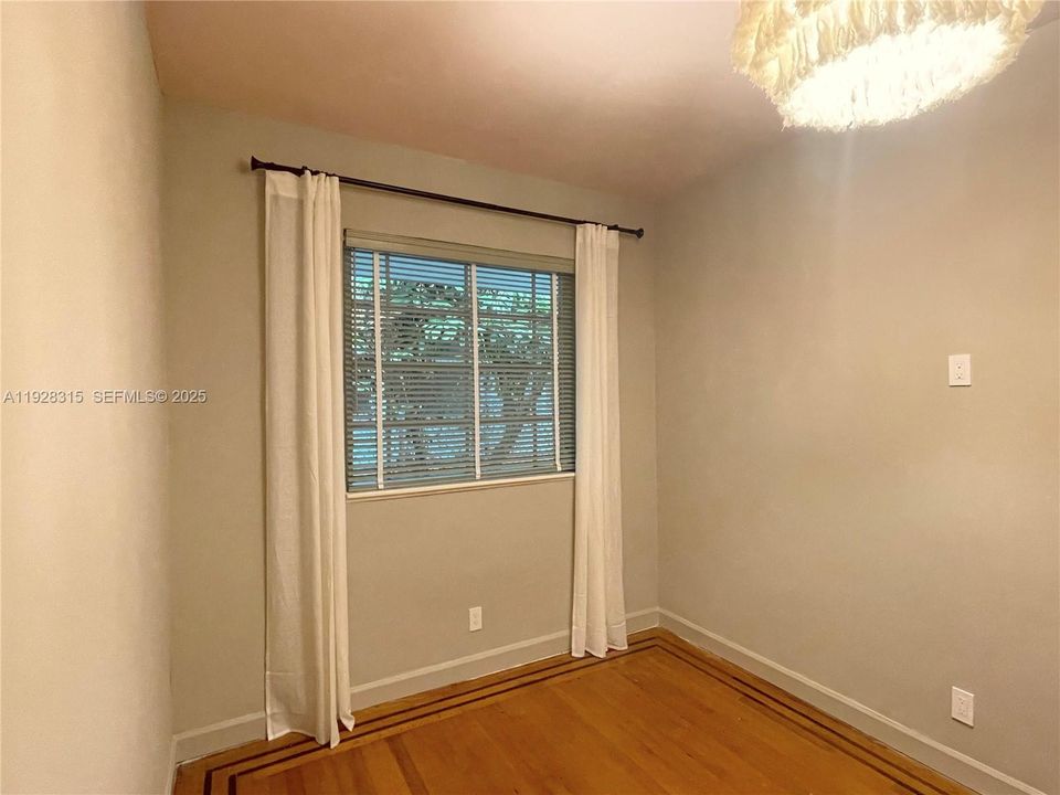 В аренду: $2,200 (1 спален, 1 ванн, 540 Квадратных фут)