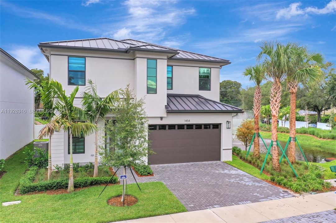 For Rent: $9,000 (4 beds, 3 baths, 2572 Square Feet)