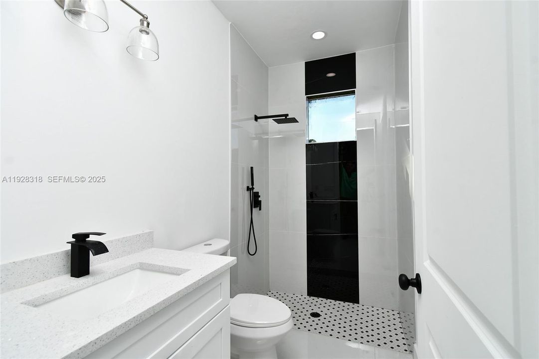 En Venta: $325,000 (4 camas, 3 baños, 0 Pies cuadrados)