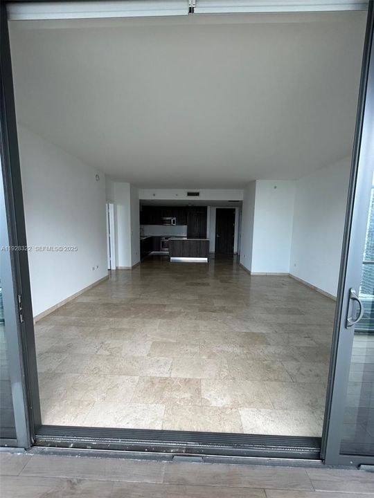 En Renta: $4,250 (1 camas, 1 baños, 976 Pies cuadrados)