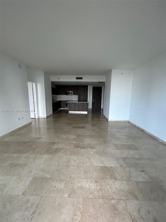 En Renta: $4,250 (1 camas, 1 baños, 976 Pies cuadrados)