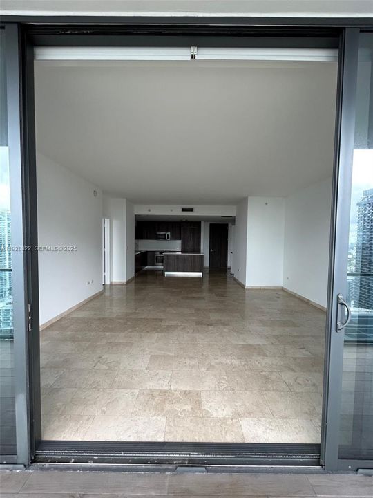 En Renta: $4,250 (1 camas, 1 baños, 976 Pies cuadrados)