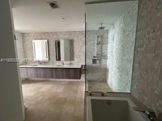 En Renta: $4,250 (1 camas, 1 baños, 976 Pies cuadrados)