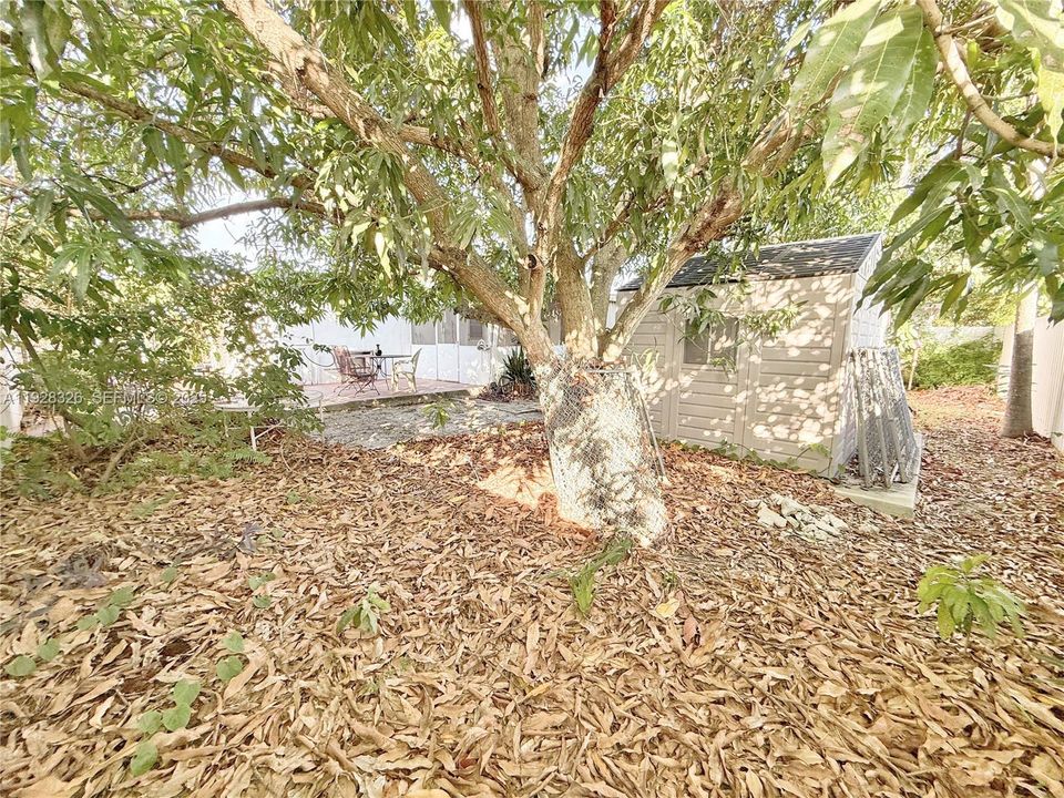 En Venta: $549,000 (3 camas, 2 baños, 735 Pies cuadrados)