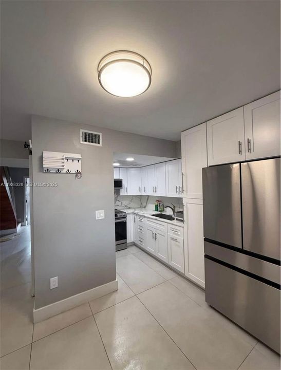 На продажу: $450,000 (3 спален, 2 ванн, 1030 Квадратных фут)