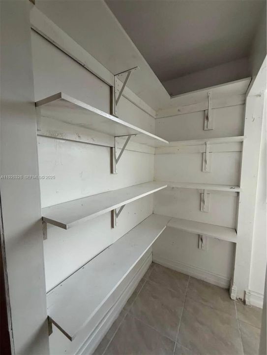 На продажу: $450,000 (3 спален, 2 ванн, 1030 Квадратных фут)