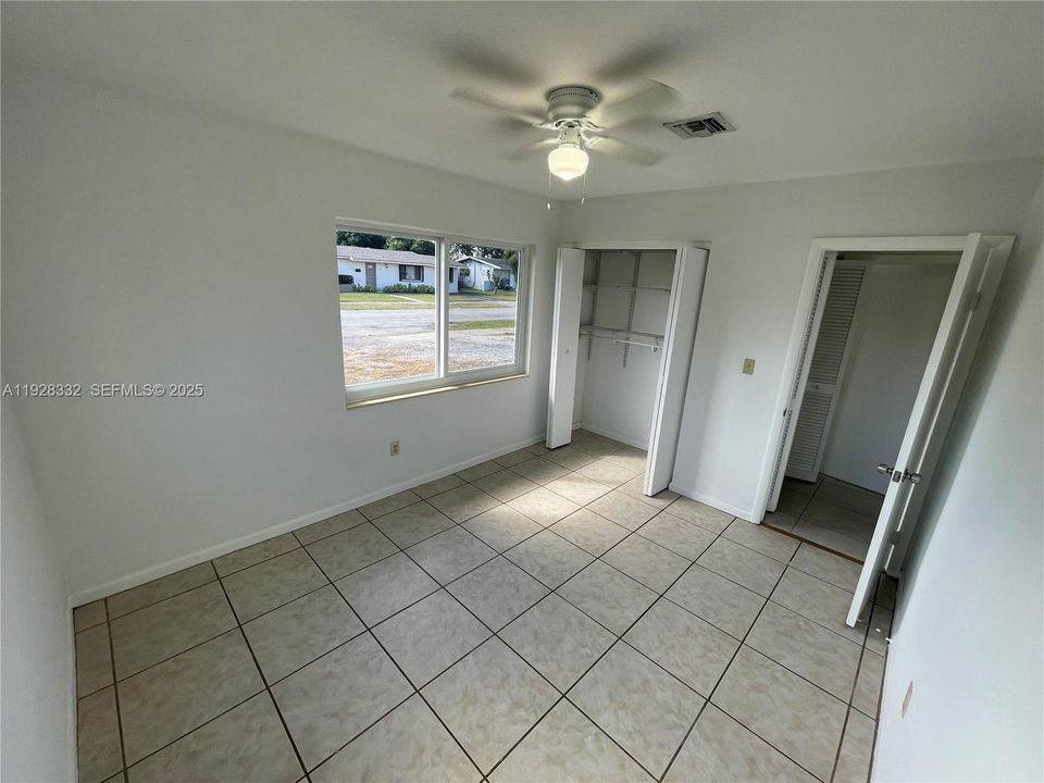 En Renta: $3,200 (3 camas, 2 baños, 1720 Pies cuadrados)