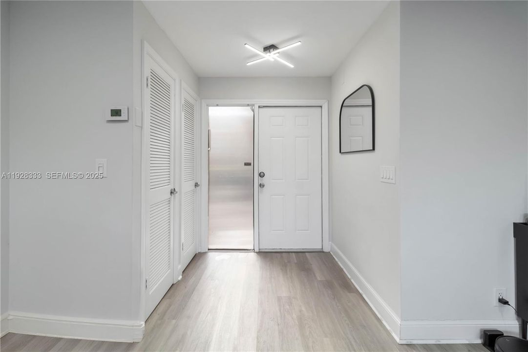 For Rent: $3,500 (2 beds, 2 baths, 1238 Square Feet)