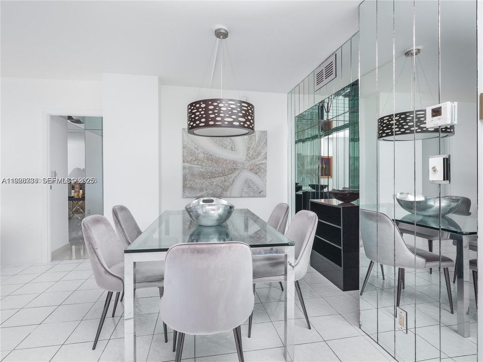 На продажу: $369,000 (2 спален, 2 ванн, 1313 Квадратных фут)