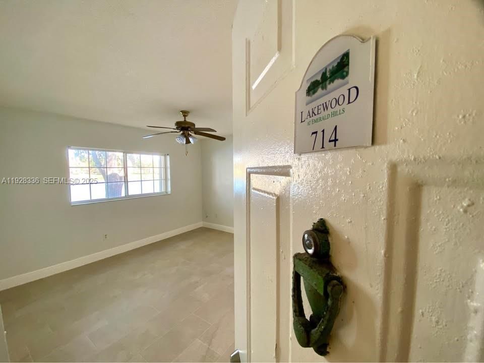 For Rent: $1,700 (1 beds, 1 baths, 659 Square Feet)