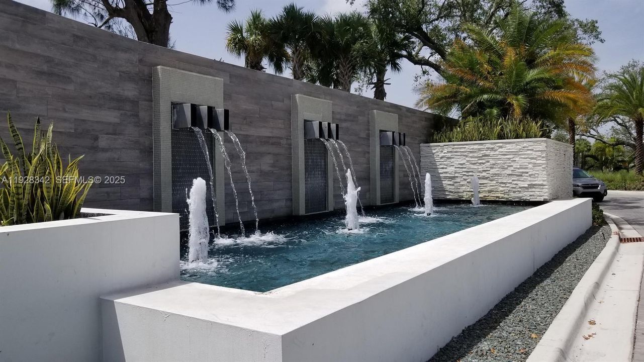 For Rent: $3,350 (2 beds, 2 baths, 1456 Square Feet)