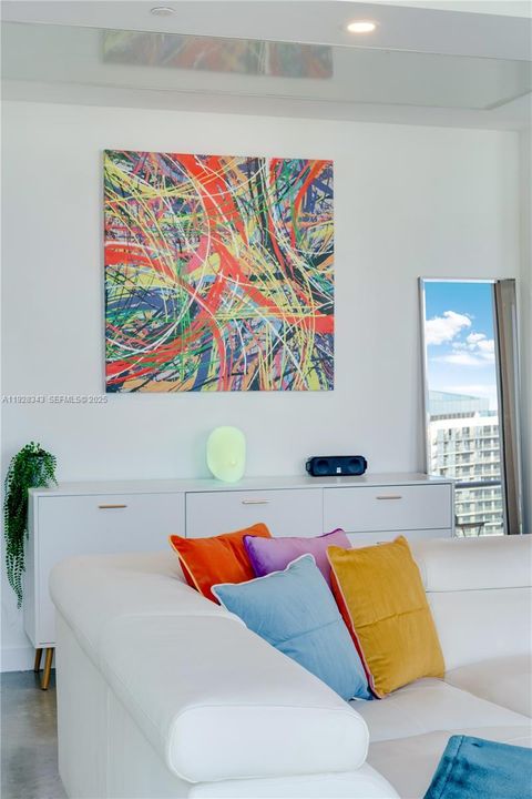 出租: $3,500 (1 贝兹, 1 浴室, 564 平方英尺)