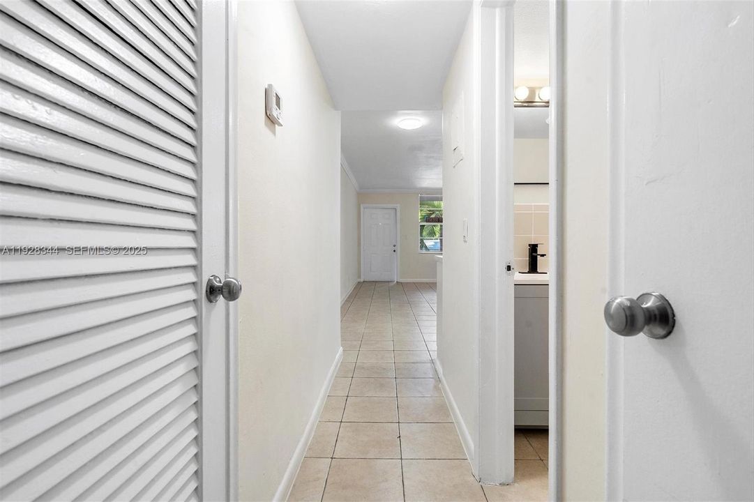 For Rent: $1,639 (1 beds, 1 baths, 650 Square Feet)