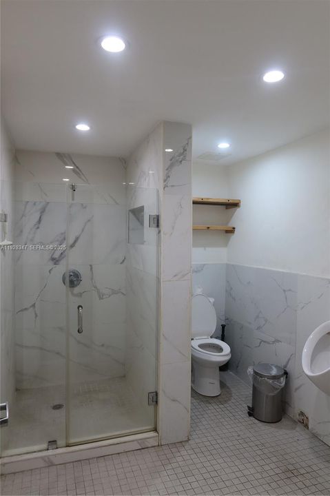 На продажу: $699,999 (0 спален, 0 ванн, 0 Квадратных фут)