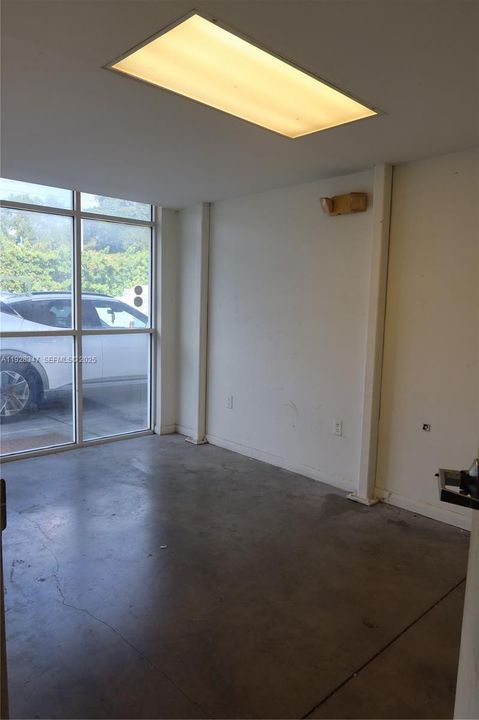 На продажу: $699,999 (0 спален, 0 ванн, 0 Квадратных фут)