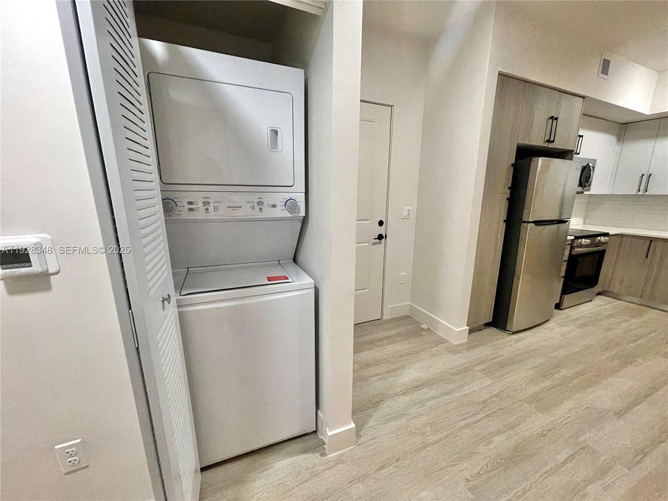 В аренду: $2,250 (1 спален, 1 ванн, 667 Квадратных фут)