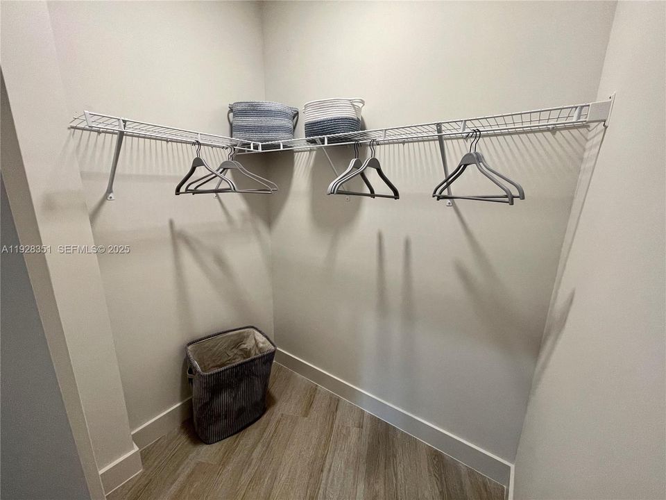 В аренду: $2,731 (2 спален, 2 ванн, 993 Квадратных фут)