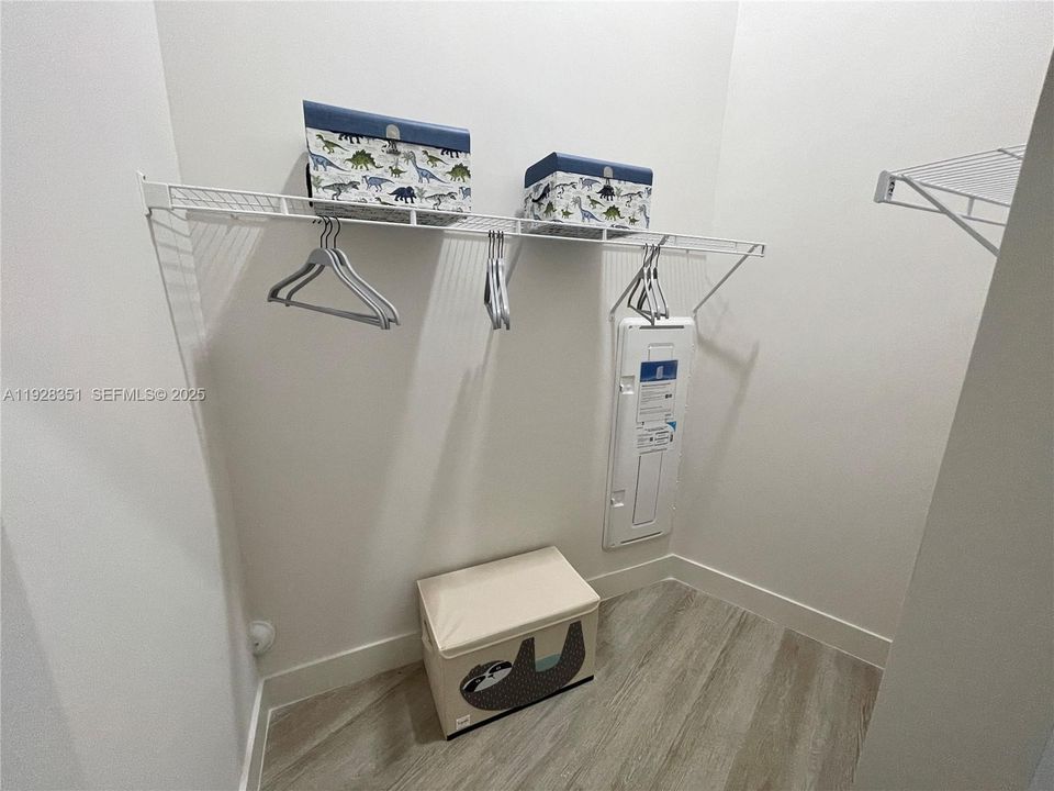 В аренду: $2,731 (2 спален, 2 ванн, 993 Квадратных фут)