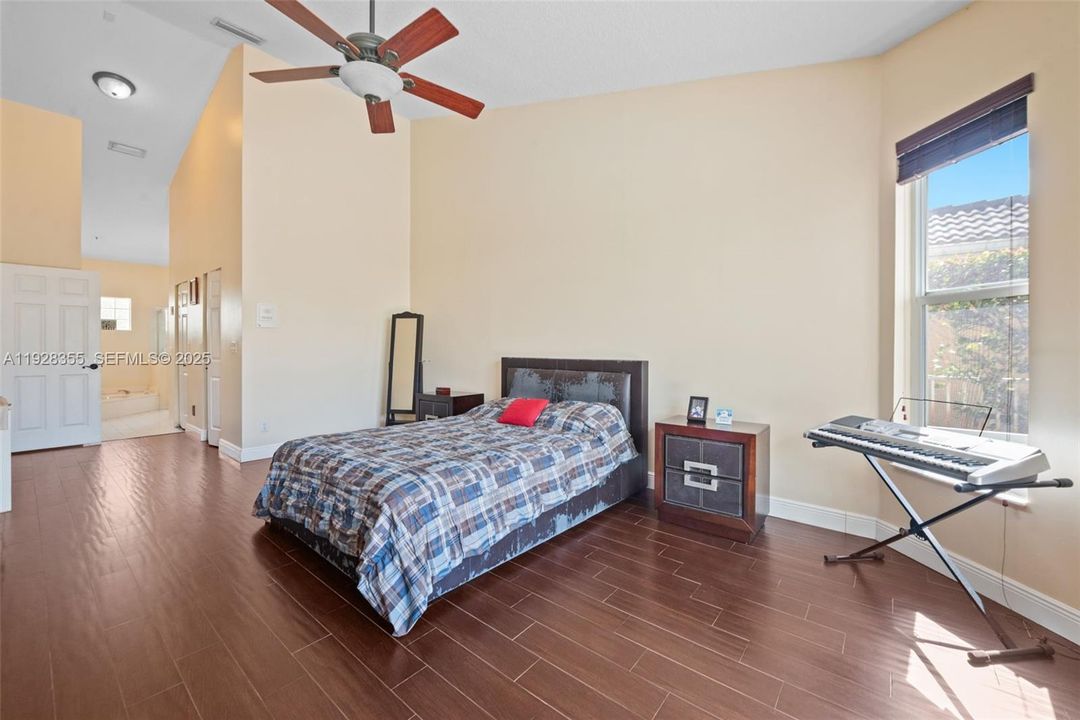 For Sale: $849,900 (4 beds, 3 baths, 2507 Square Feet)