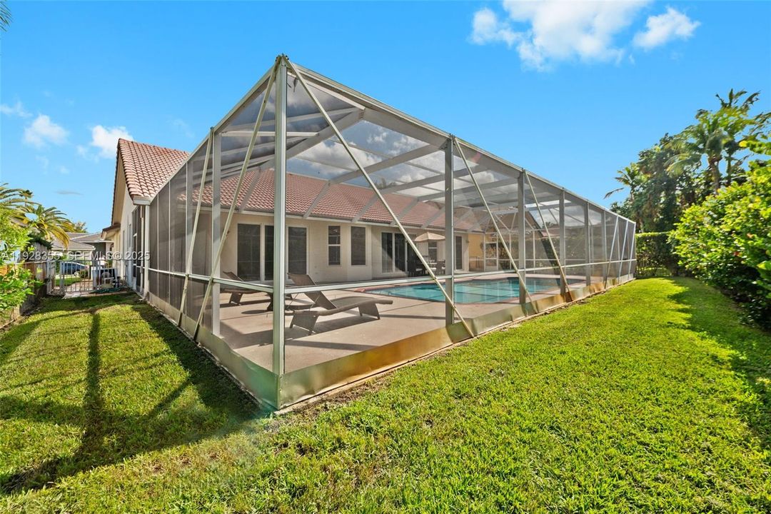 For Sale: $849,900 (4 beds, 3 baths, 2507 Square Feet)