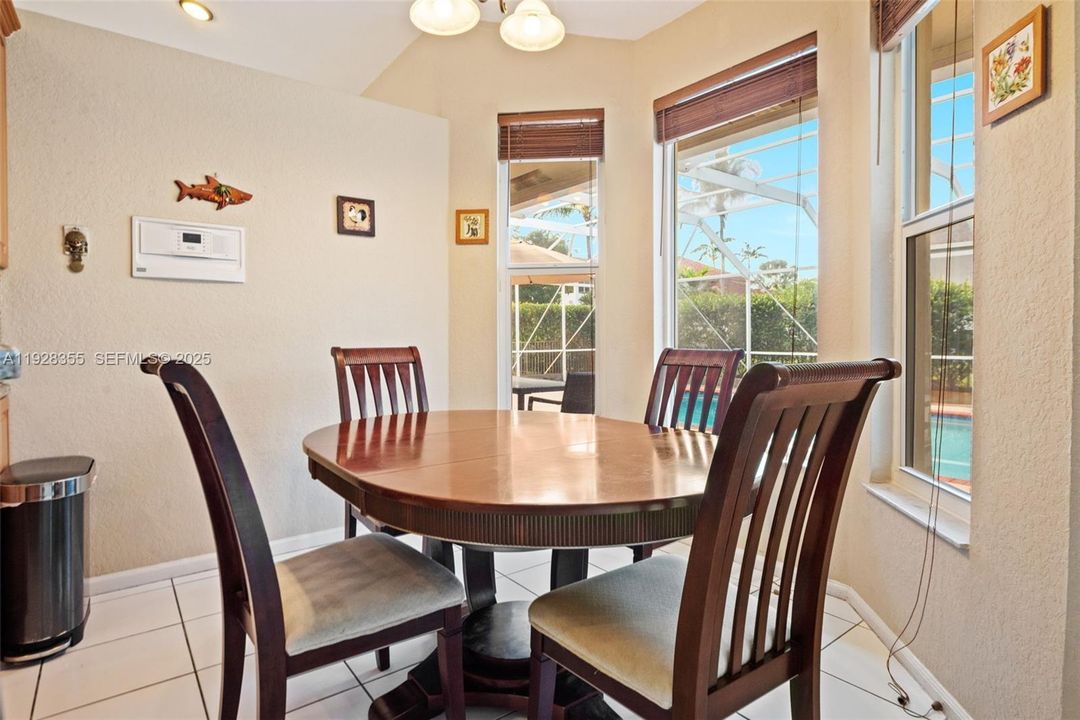 For Sale: $849,900 (4 beds, 3 baths, 2507 Square Feet)