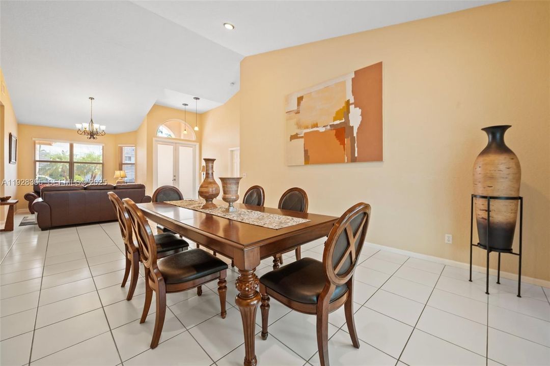 For Sale: $849,900 (4 beds, 3 baths, 2507 Square Feet)