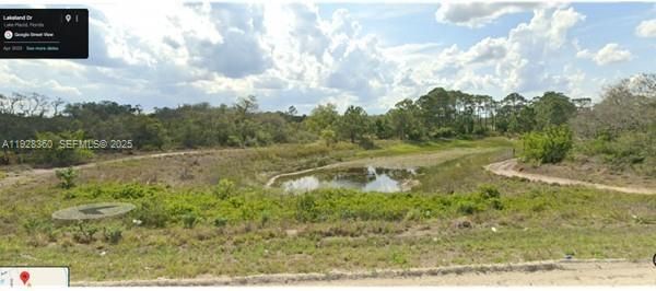 待售: $14,900 (0.32 acres)