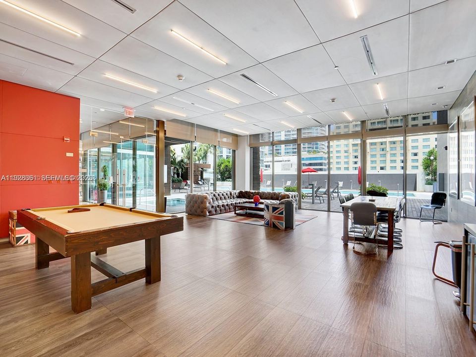 В аренду: $3,800 (1 спален, 1 ванн, 748 Квадратных фут)