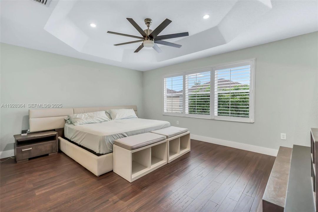 En Renta: $6,000 (5 camas, 3 baños, 2637 Pies cuadrados)