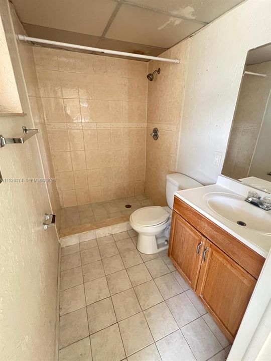 For Sale: $220,000 (3 beds, 2 baths, 1040 Square Feet)