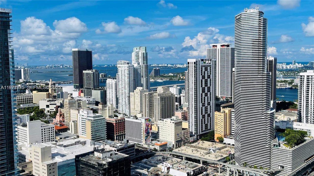 En Renta: $6,900 (3 camas, 3 baños, 1662 Pies cuadrados)