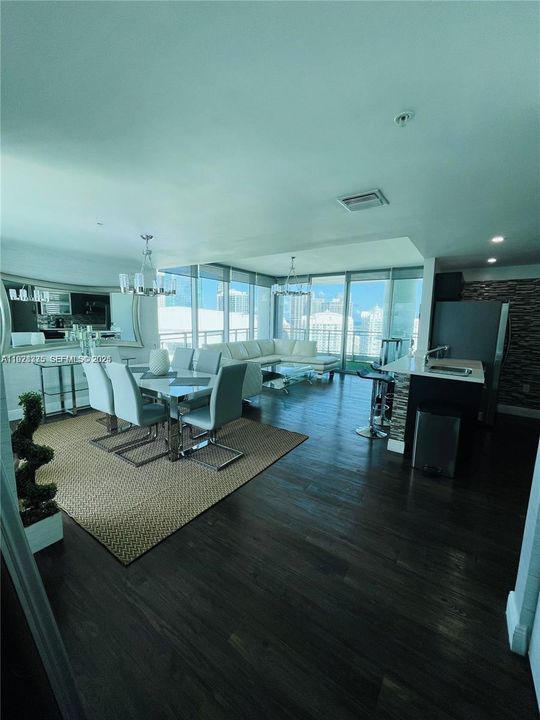 En Renta: $6,900 (3 camas, 3 baños, 1662 Pies cuadrados)