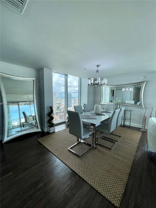 En Renta: $6,900 (3 camas, 3 baños, 1662 Pies cuadrados)