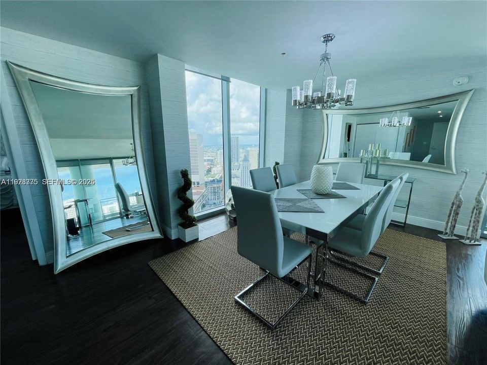 En Renta: $6,900 (3 camas, 3 baños, 1662 Pies cuadrados)