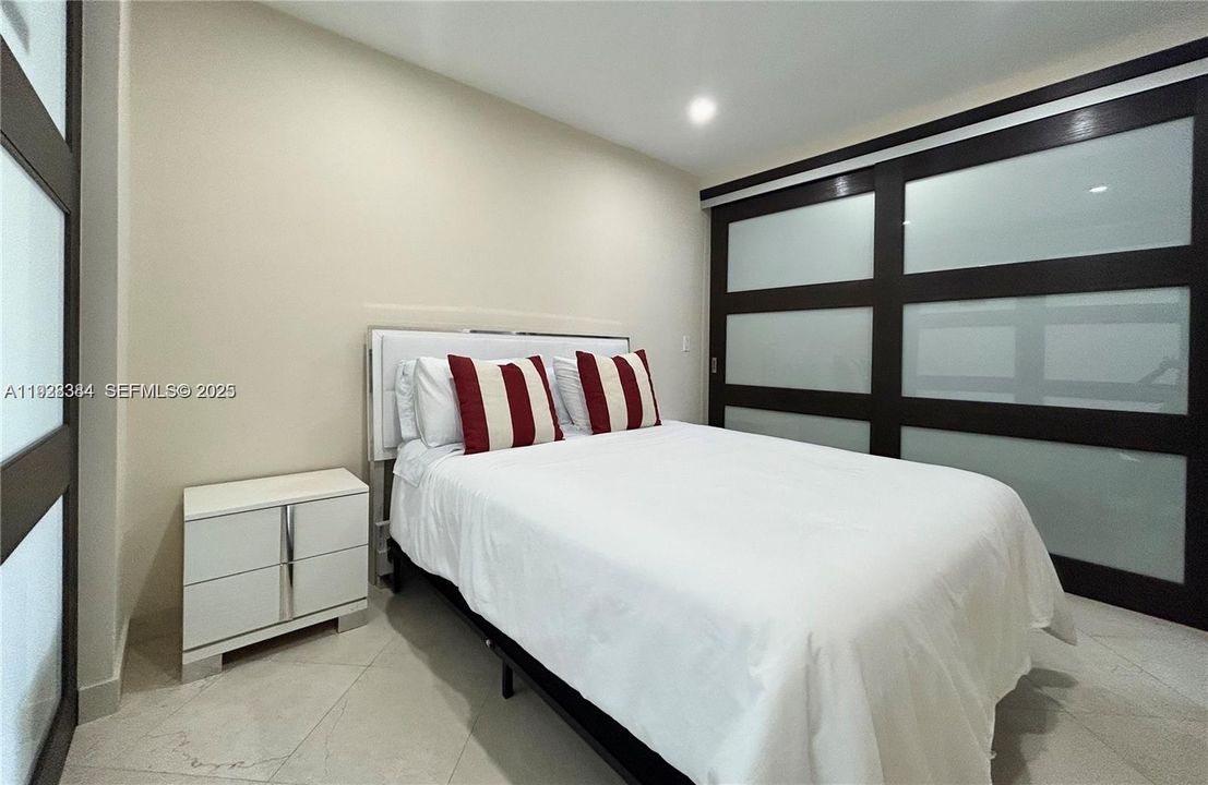 В аренду: $2,100 (1 спален, 1 ванн, 440 Квадратных фут)