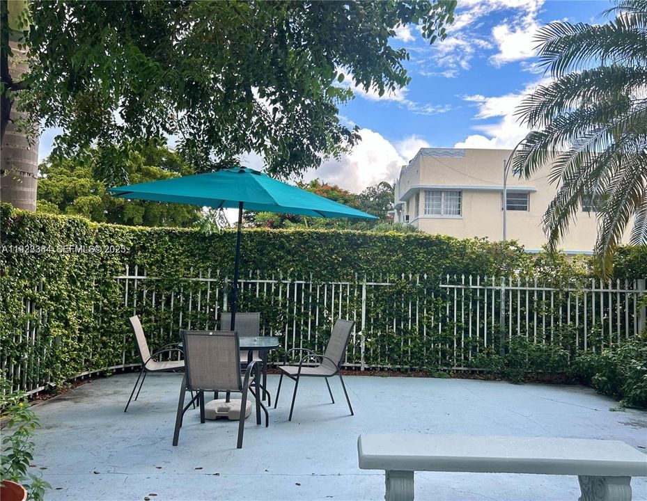 В аренду: $2,100 (1 спален, 1 ванн, 440 Квадратных фут)