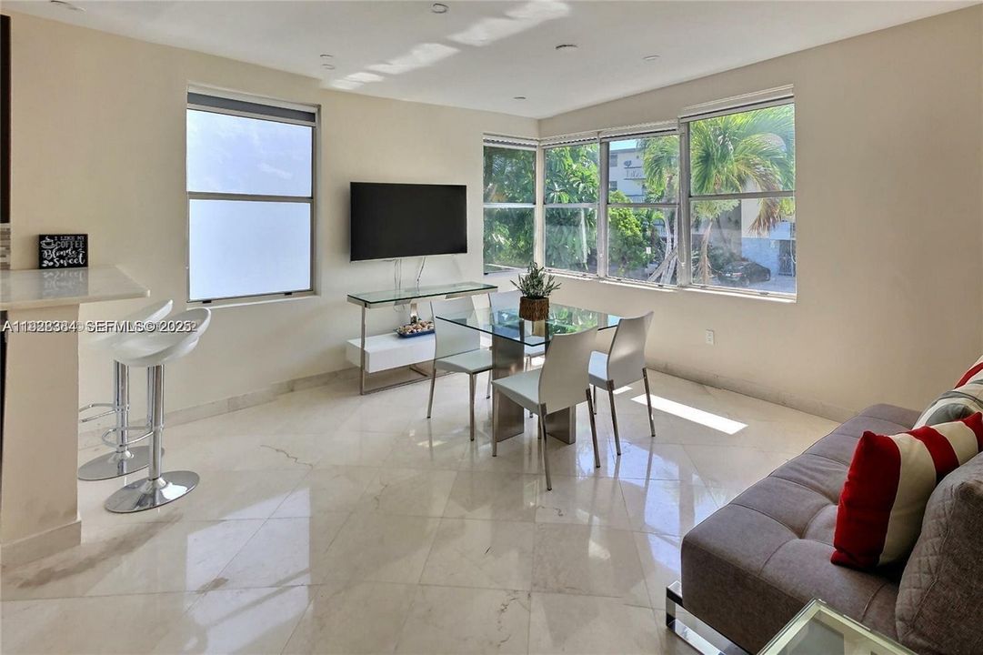 В аренду: $2,100 (1 спален, 1 ванн, 440 Квадратных фут)