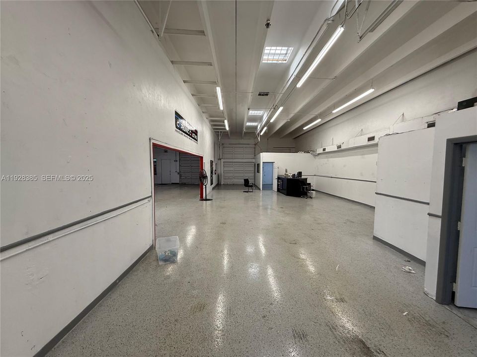 В аренду: $4,400 (0 спален, 0 ванн, 0 Квадратных фут)