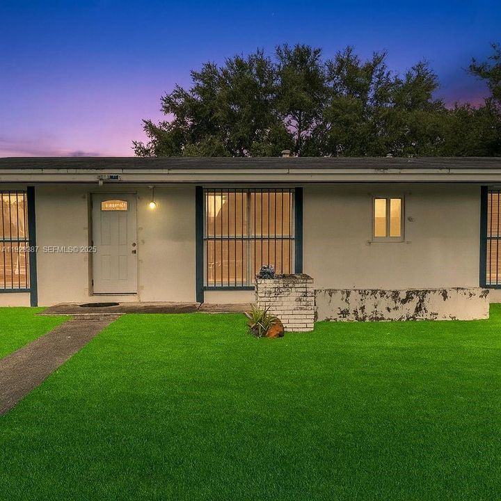 En Venta: $470,000 (3 camas, 1 baños, 1150 Pies cuadrados)