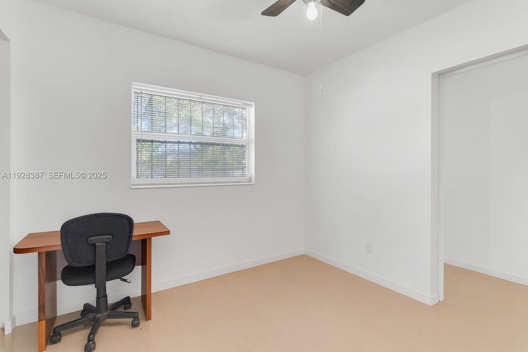 En Venta: $470,000 (3 camas, 1 baños, 1150 Pies cuadrados)