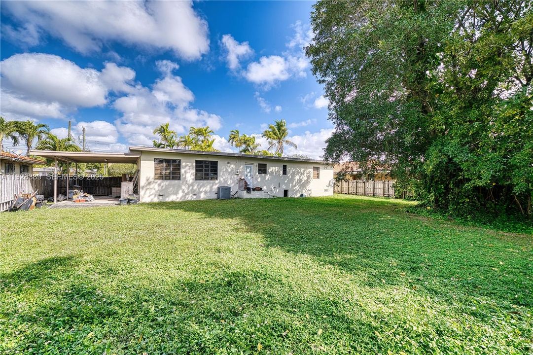 В аренду: $5,000 (3 спален, 2 ванн, 1550 Квадратных фут)