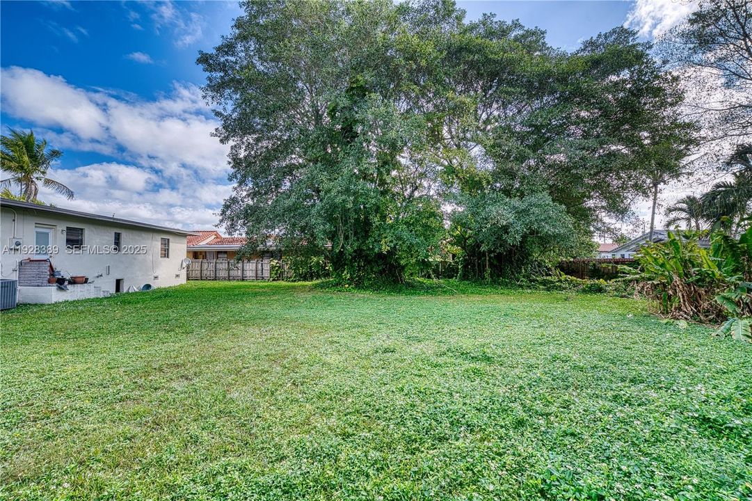 В аренду: $5,000 (3 спален, 2 ванн, 1550 Квадратных фут)