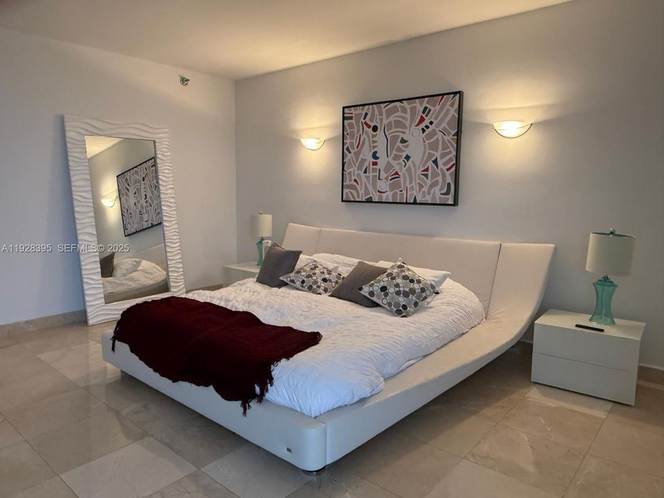 В аренду: $8,700 (3 спален, 3 ванн, 2640 Квадратных фут)