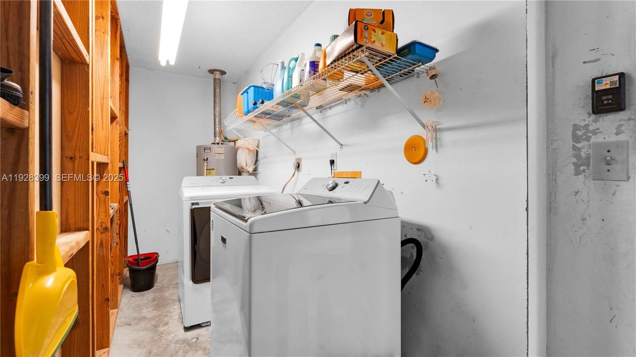 For Sale: $575,000 (4 beds, 2 baths, 1874 Square Feet)