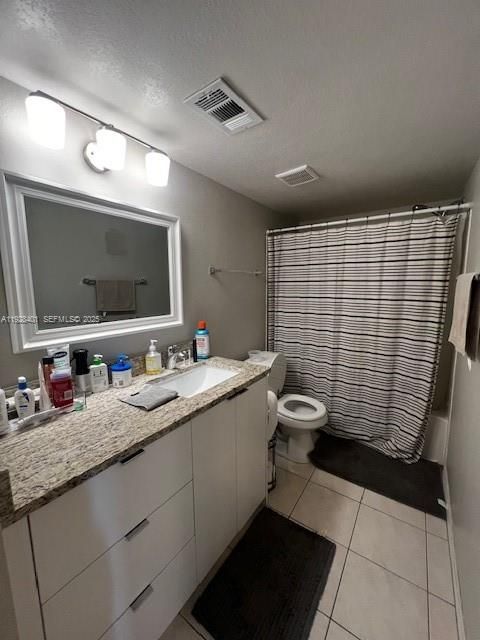 For Rent: $1,975 (1 beds, 1 baths, 805 Square Feet)