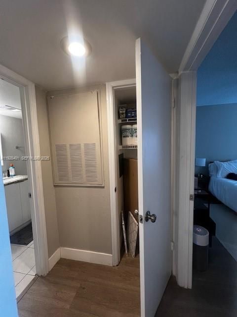 For Rent: $1,975 (1 beds, 1 baths, 805 Square Feet)