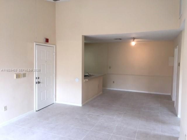 出租: $1,950 (1 贝兹, 1 浴室, 782 平方英尺)