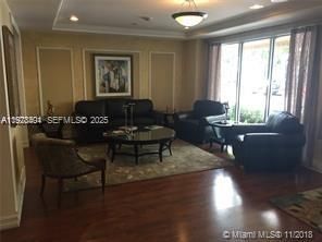 В аренду: $2,404 (2 спален, 2 ванн, 1121 Квадратных фут)