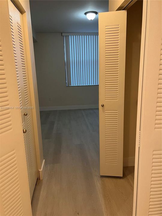 В аренду: $2,404 (2 спален, 2 ванн, 1121 Квадратных фут)